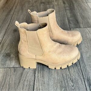 Madden Girl Boots, size 8.5